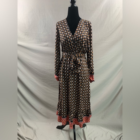 Diamond-Floral Print Lantern Sleeve Overlap Collar Belted Dress - Picture 6 of 6